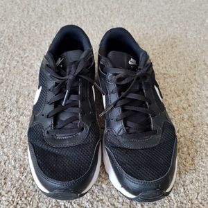 Nike Air shoes size 7
